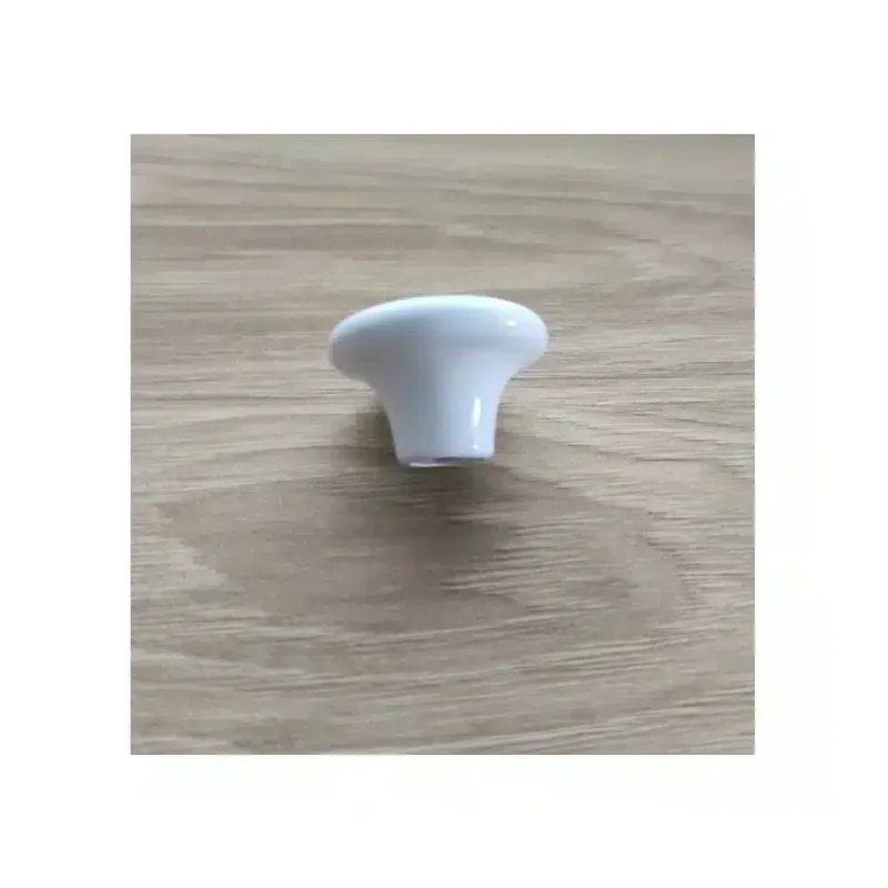 Buton Plat, Alb lucios