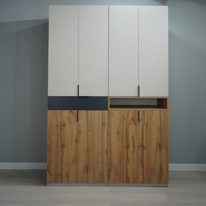 dulap King 4r cu sertar si raft din PAL Stejar Gold Gri soft close