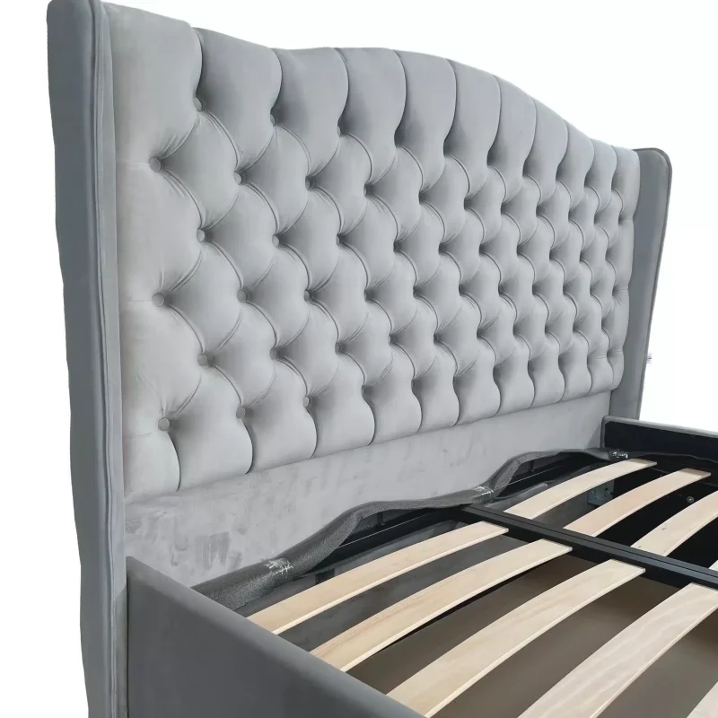 tablie mare pat Doha tapitat cu catifea gri deschis